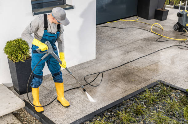 Why Choose Our Certified Pressure Washing Experts for Your Project Needs in Molalla, OR?